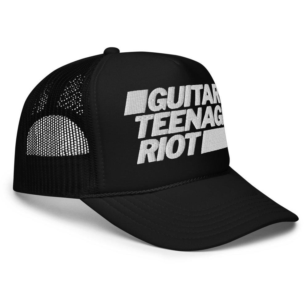 Guitari Teenage Riot Trucker Hat